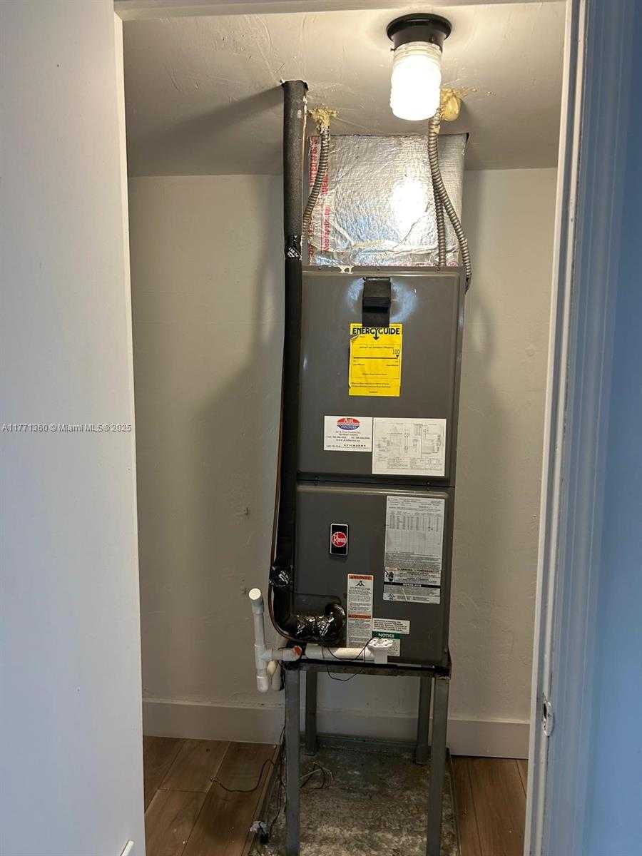 Small Image of 1605 LENOX AVE #1605-3, Miami Beach Number 15