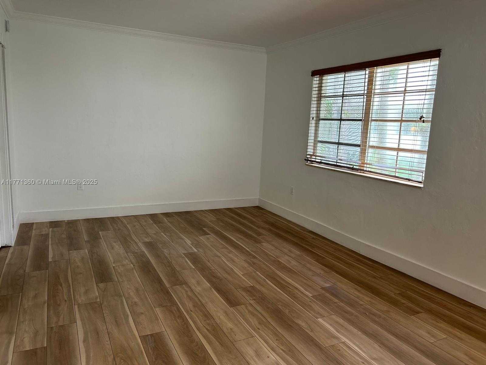 Small Image of 1605 LENOX AVE #1605-3, Miami Beach Number 6