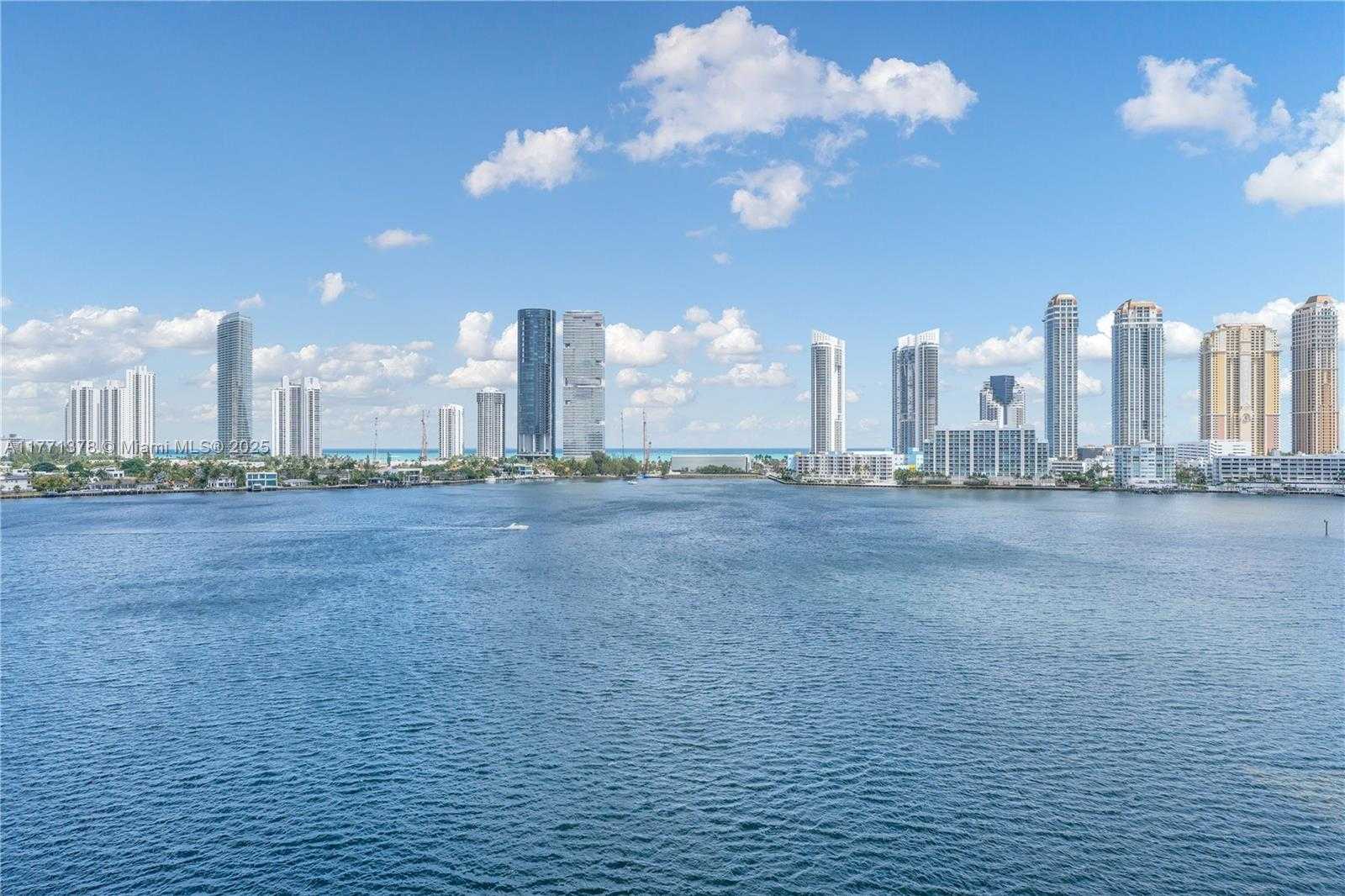 Small Image of 5000 ISLAND ESTATES DR #704, Aventura Number 4