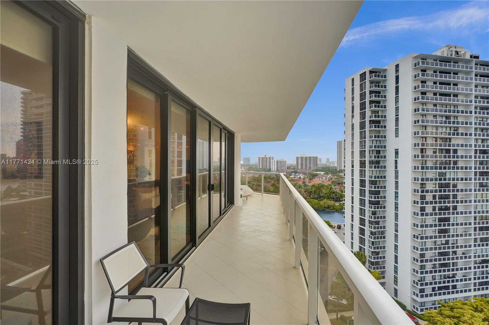 Small Image of 20281 EAST COUNTRY CLUB DR #1002, Aventura Number 13