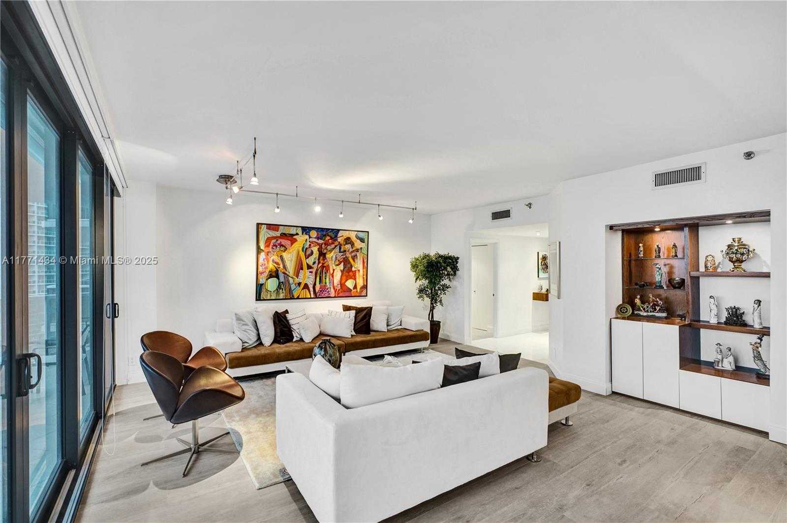 Small Image of 20281 EAST COUNTRY CLUB DR #1002, Aventura Number 25