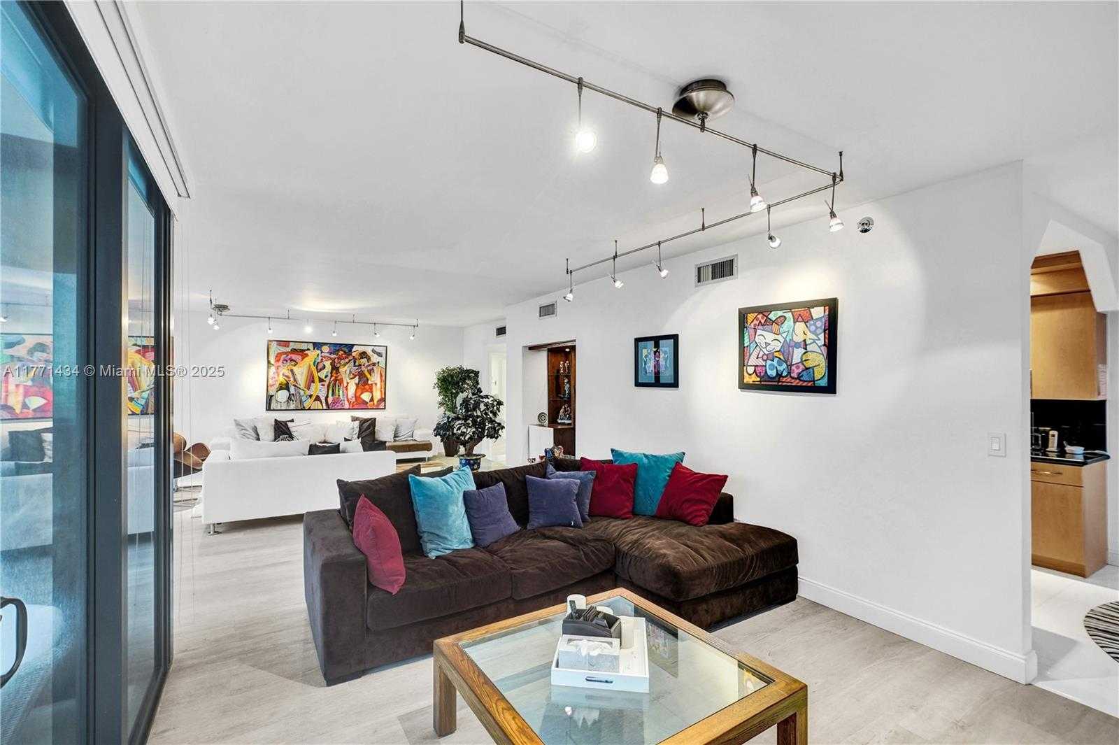 Small Image of 20281 EAST COUNTRY CLUB DR #1002, Aventura Number 28