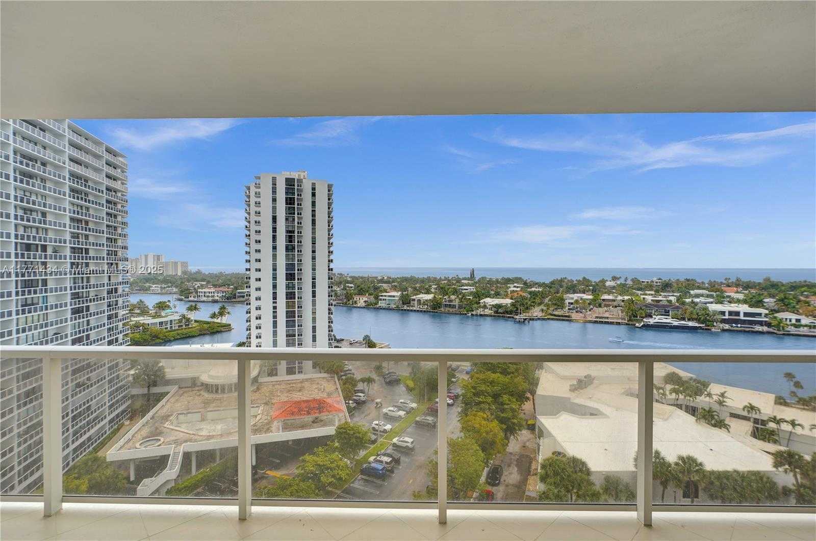 Small Image of 20281 EAST COUNTRY CLUB DR #1002, Aventura Number 4