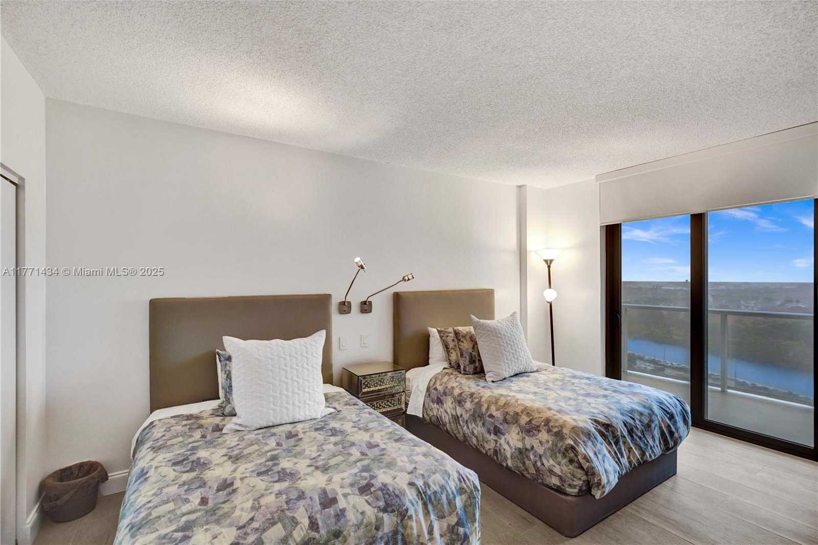 Small Image of 20281 EAST COUNTRY CLUB DR #1002, Aventura Number 41