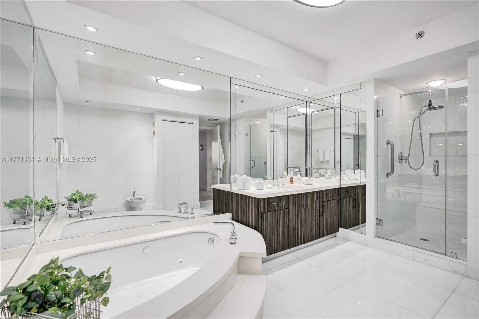 Small Image of 20281 EAST COUNTRY CLUB DR #1002, Aventura Number 9