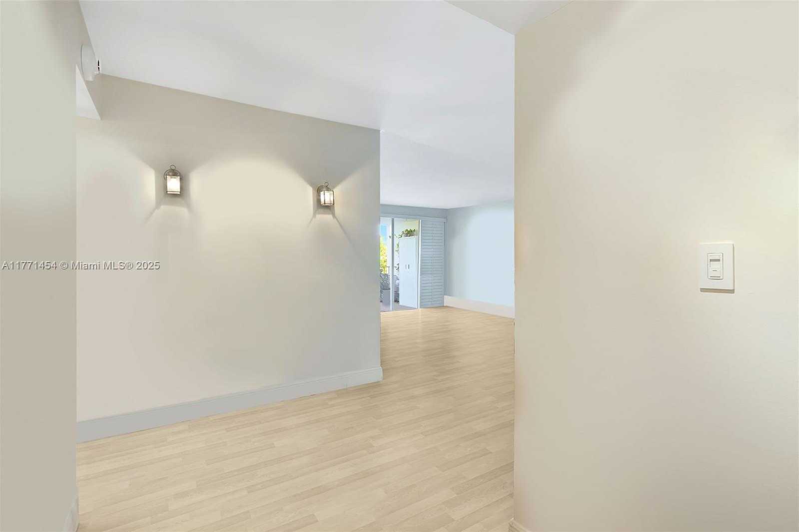 Small Image of 155 OCEAN LANE DR #310, Key Biscayne Number 14