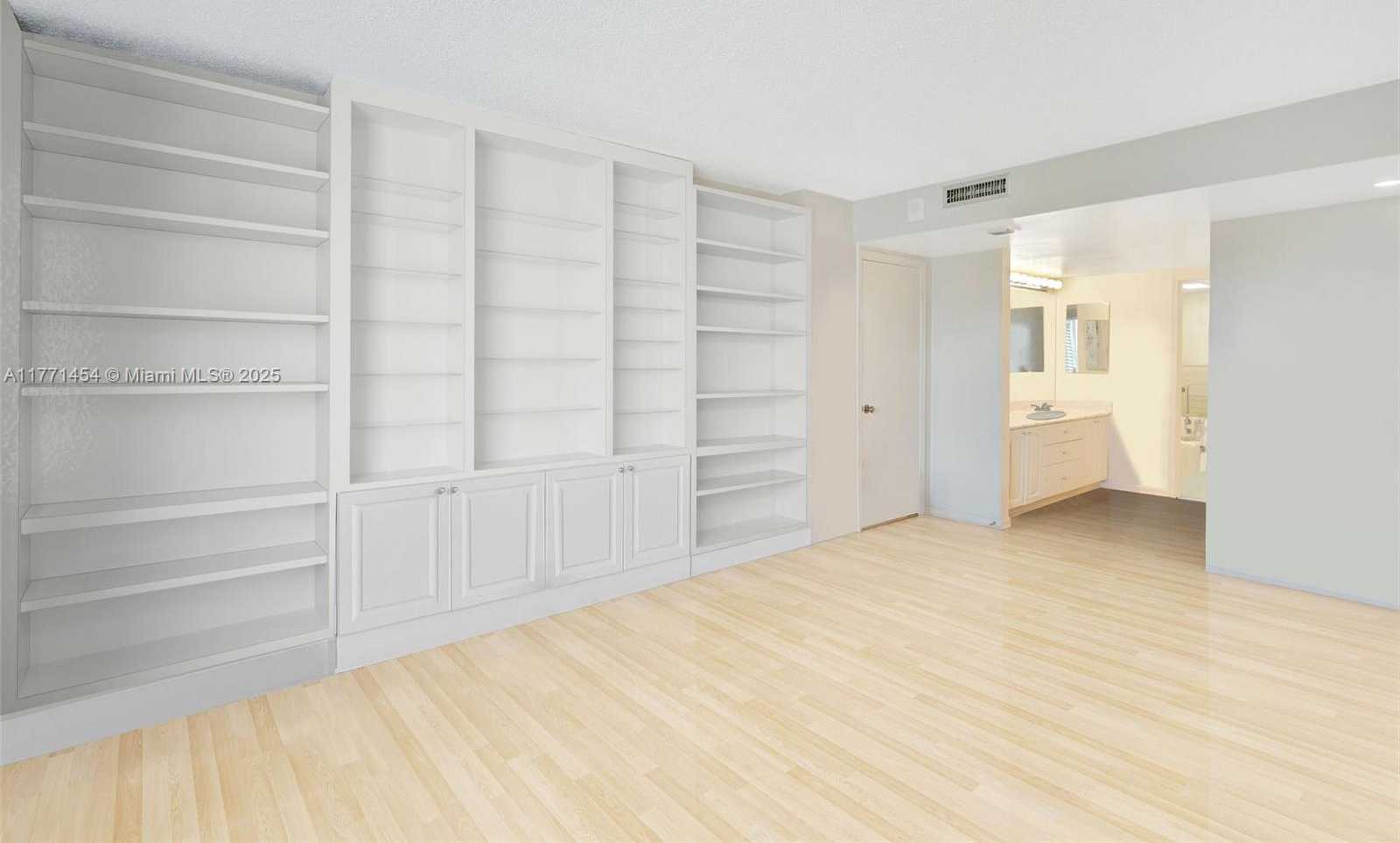 Small Image of 155 OCEAN LANE DR #310, Key Biscayne Number 32