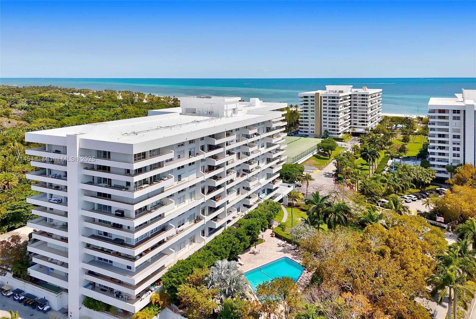 Small Image of 155 OCEAN LANE DR #310, Key Biscayne Number 4