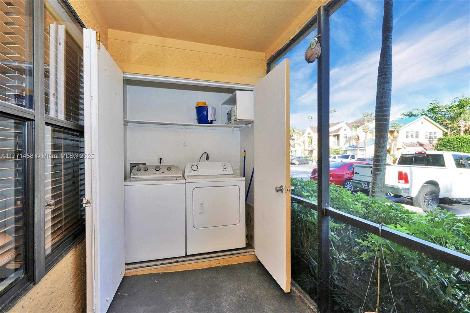 Small Image of 15560 SOUTH WEST 104TH TER #611, Miami Number 28