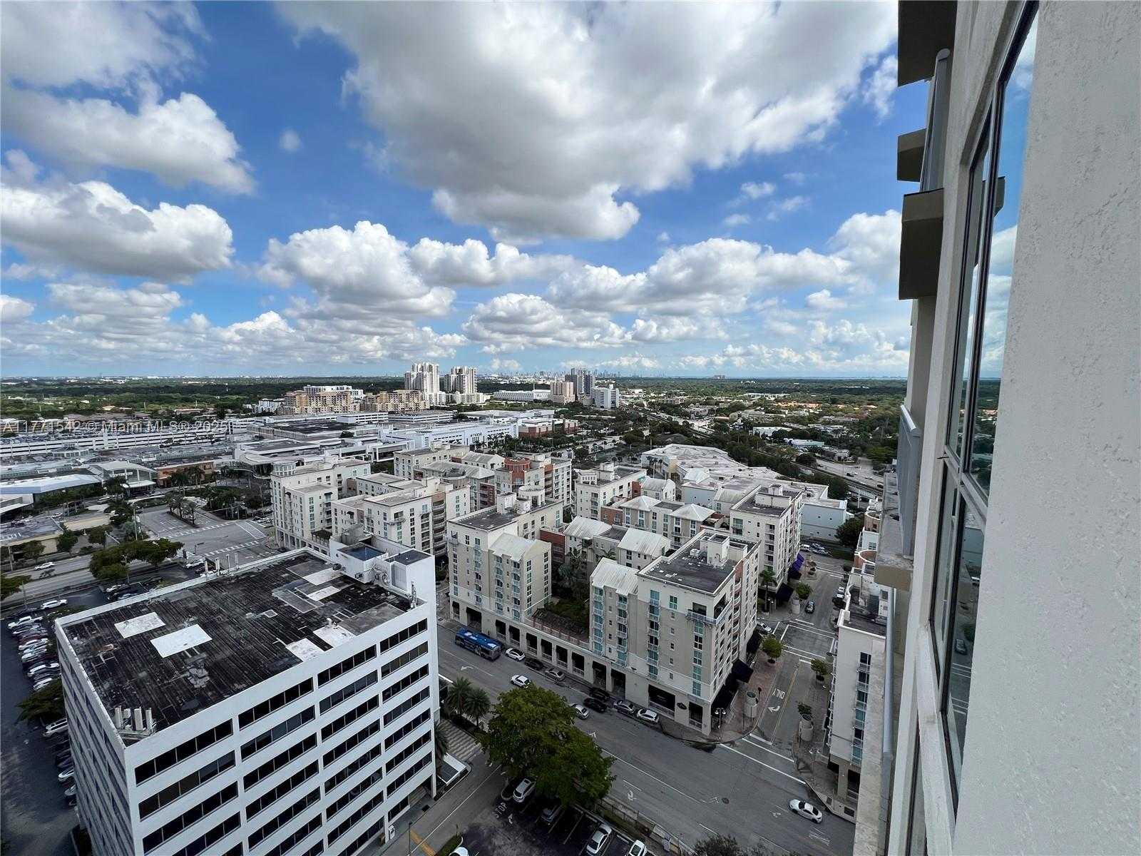 Small Image of 9055 SOUTH WEST 73RD CT #2009, Miami Number 31