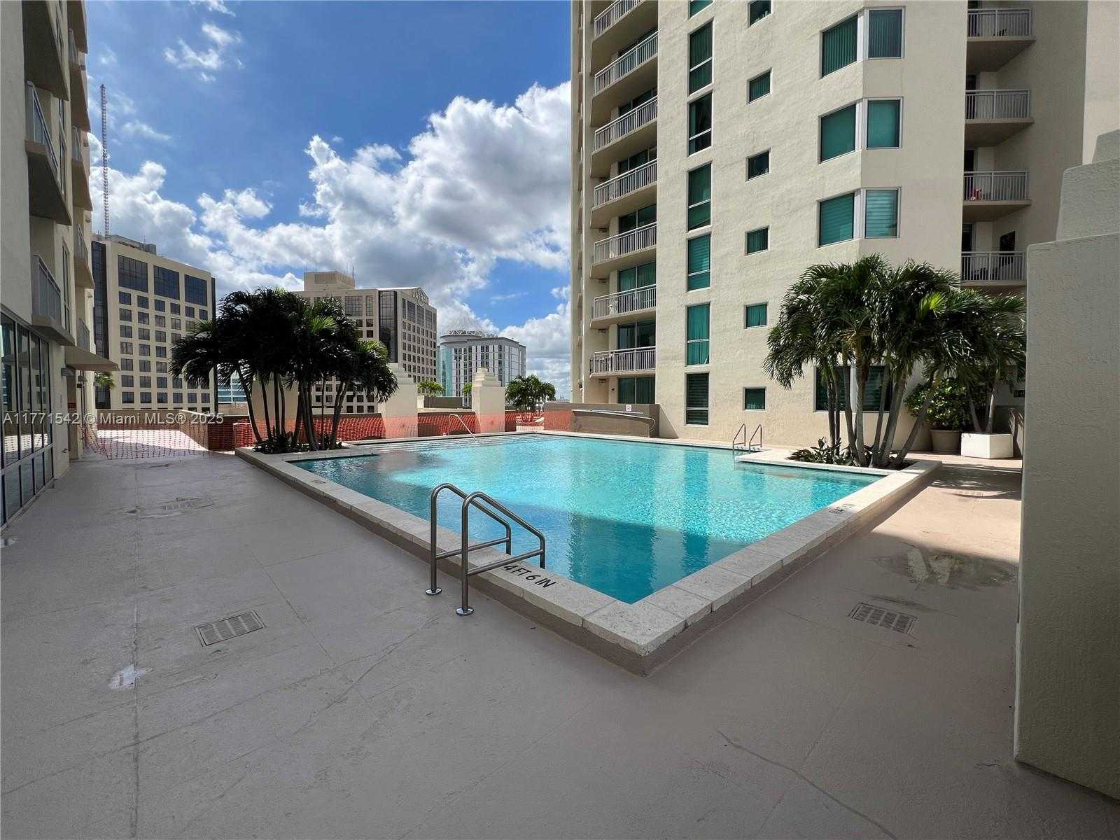 Small Image of 9055 SOUTH WEST 73RD CT #2009, Miami Number 48