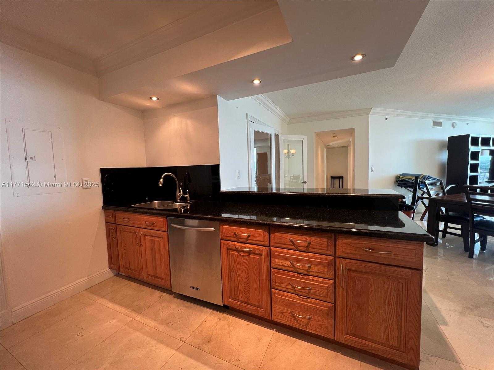 Small Image of 9055 SOUTH WEST 73RD CT #2009, Miami Number 5