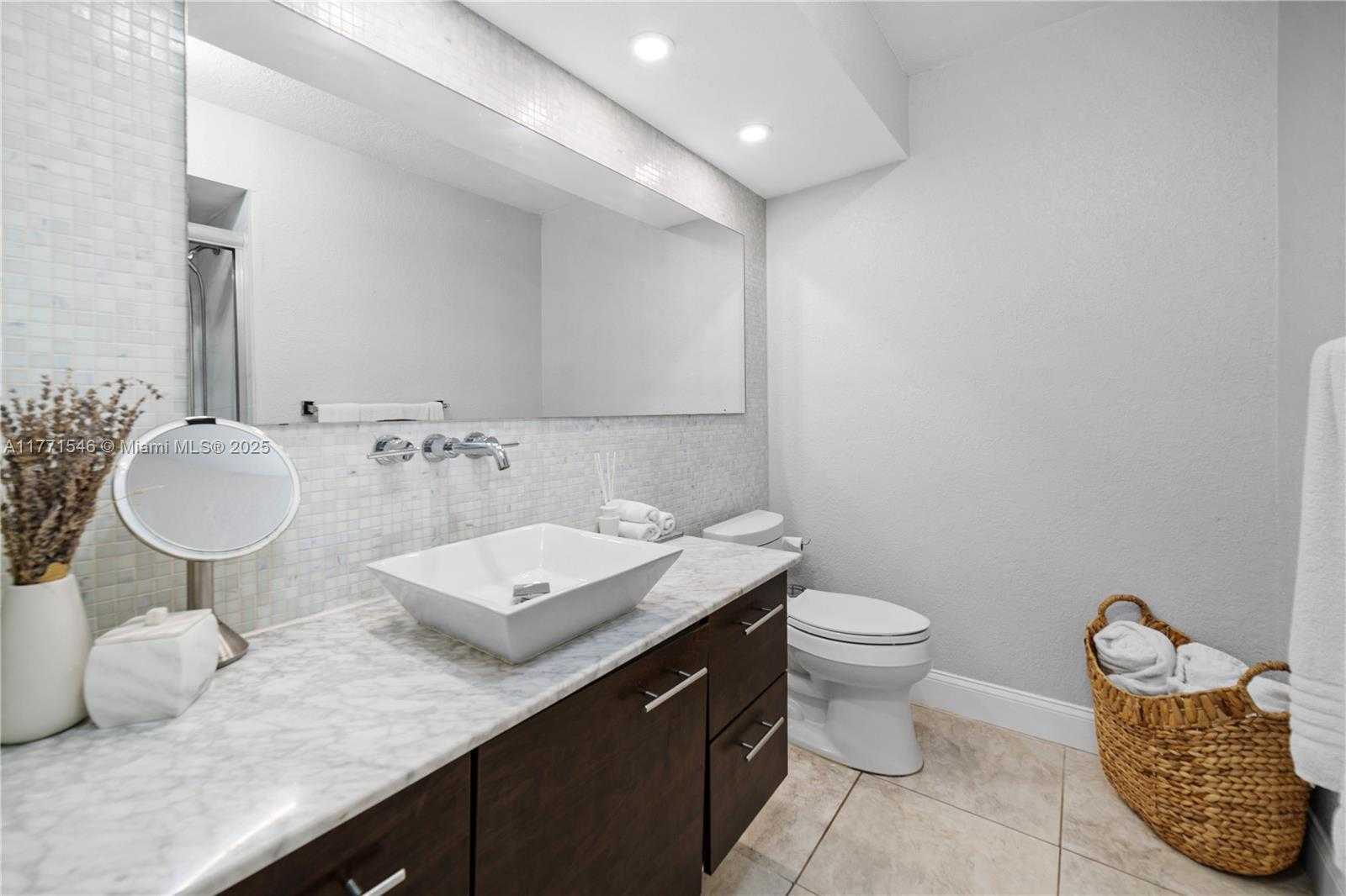 Small Image of 8122 SOUTH WEST 83RD PL #TH, Miami Number 26