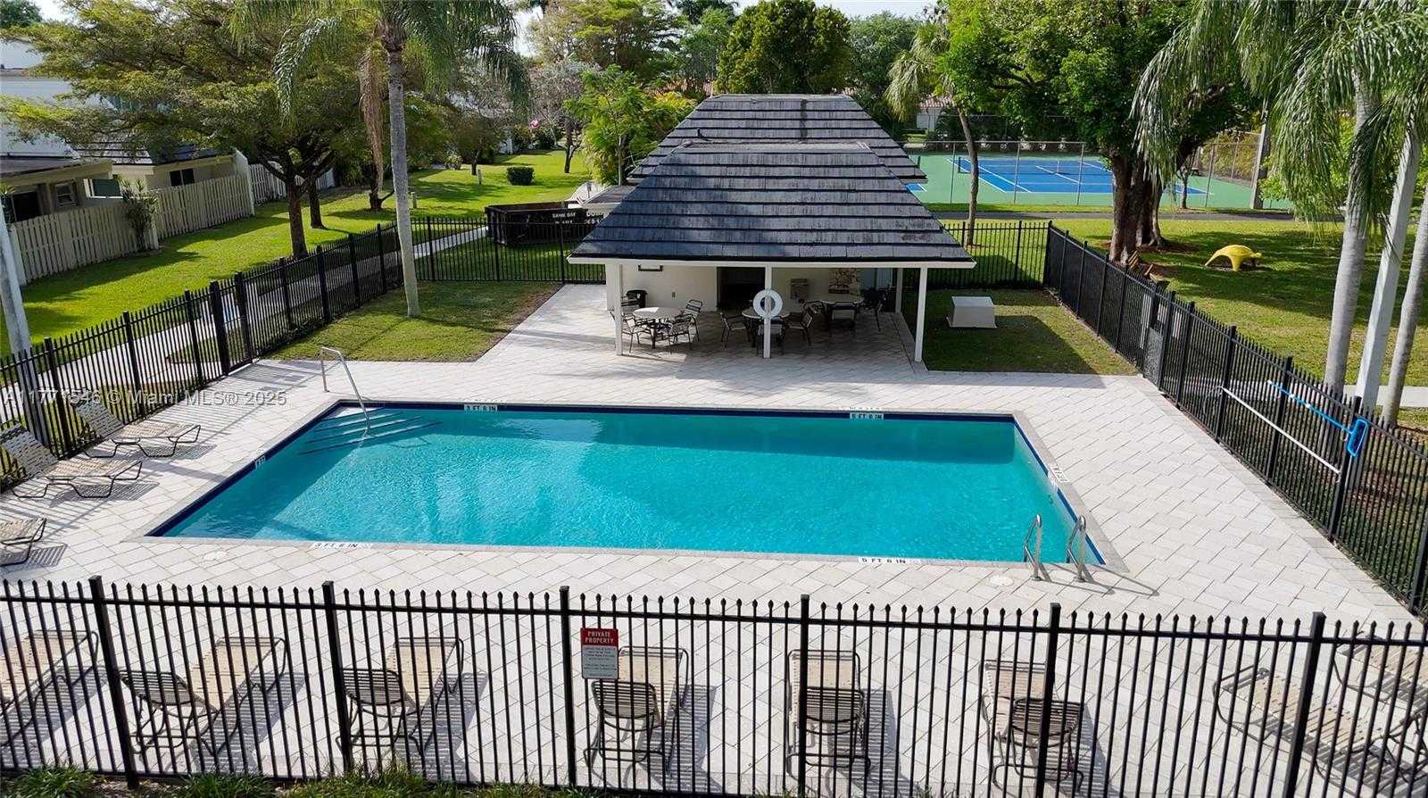 Small Image of 8122 SOUTH WEST 83RD PL #TH, Miami Number 36