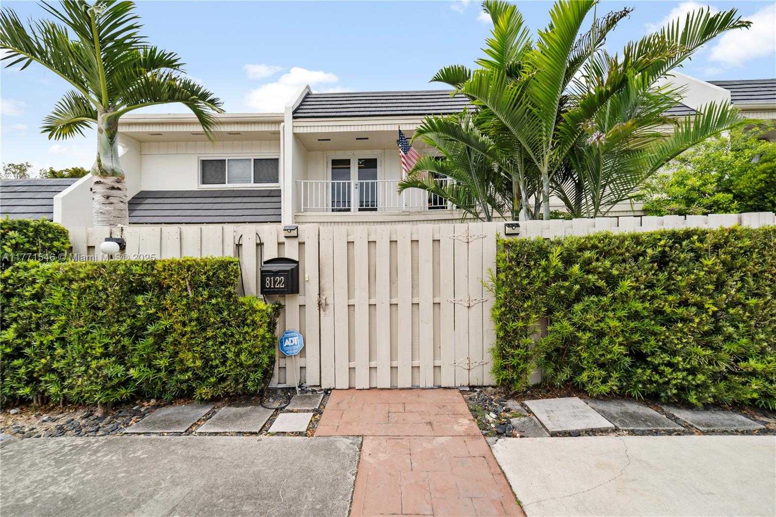 Small Image of 8122 SOUTH WEST 83RD PL #TH, Miami Number 5