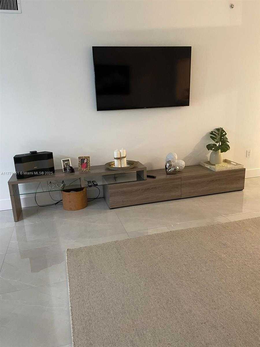 Small Image of 10750 NORTH WEST 66TH ST #410, Doral Number 13