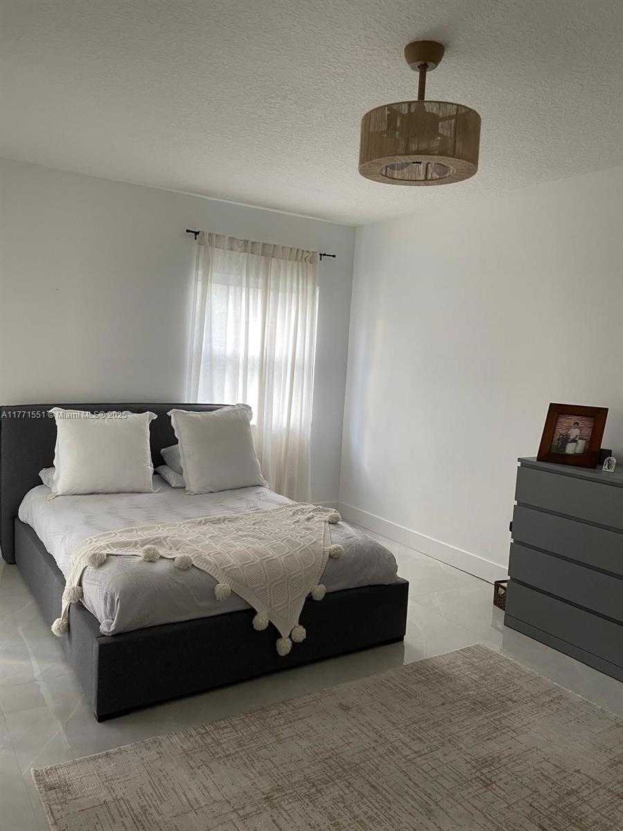 Small Image of 10750 NORTH WEST 66TH ST #410, Doral Number 15
