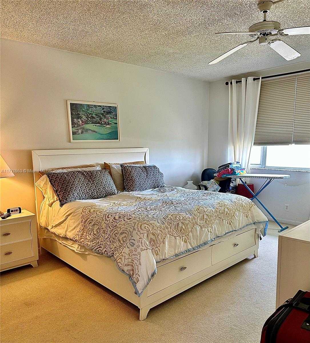 Small Image of 4330 HILLCREST DR #1017, Hollywood Number 26