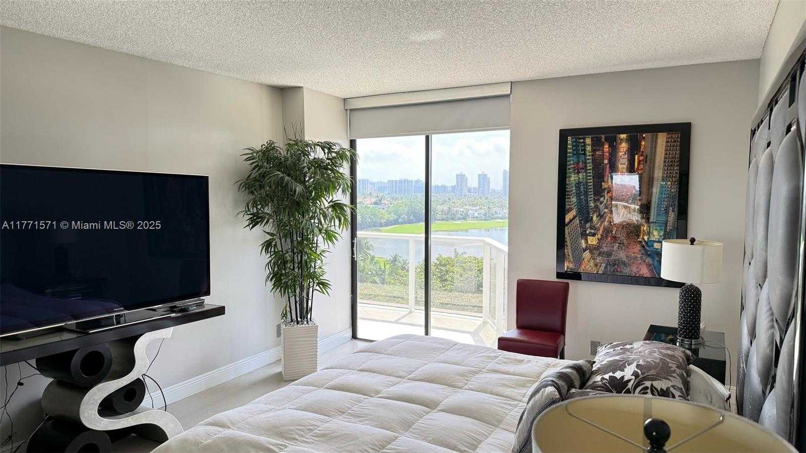 Small Image of 20281 EAST COUNTRY CLUB DR #809, Aventura Number 12
