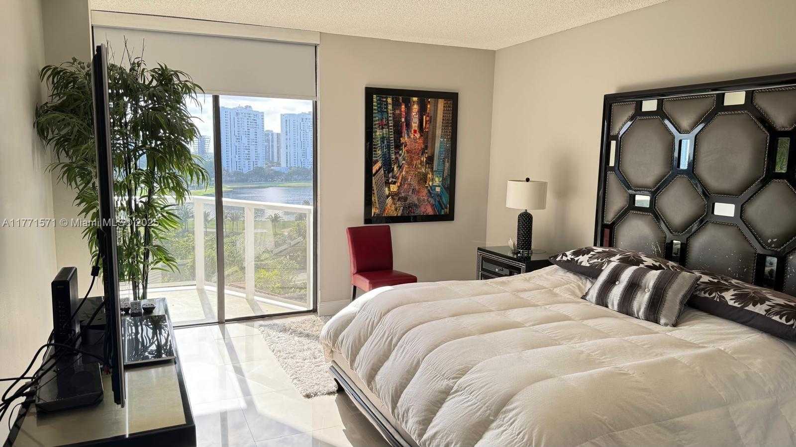 Small Image of 20281 EAST COUNTRY CLUB DR #809, Aventura Number 13