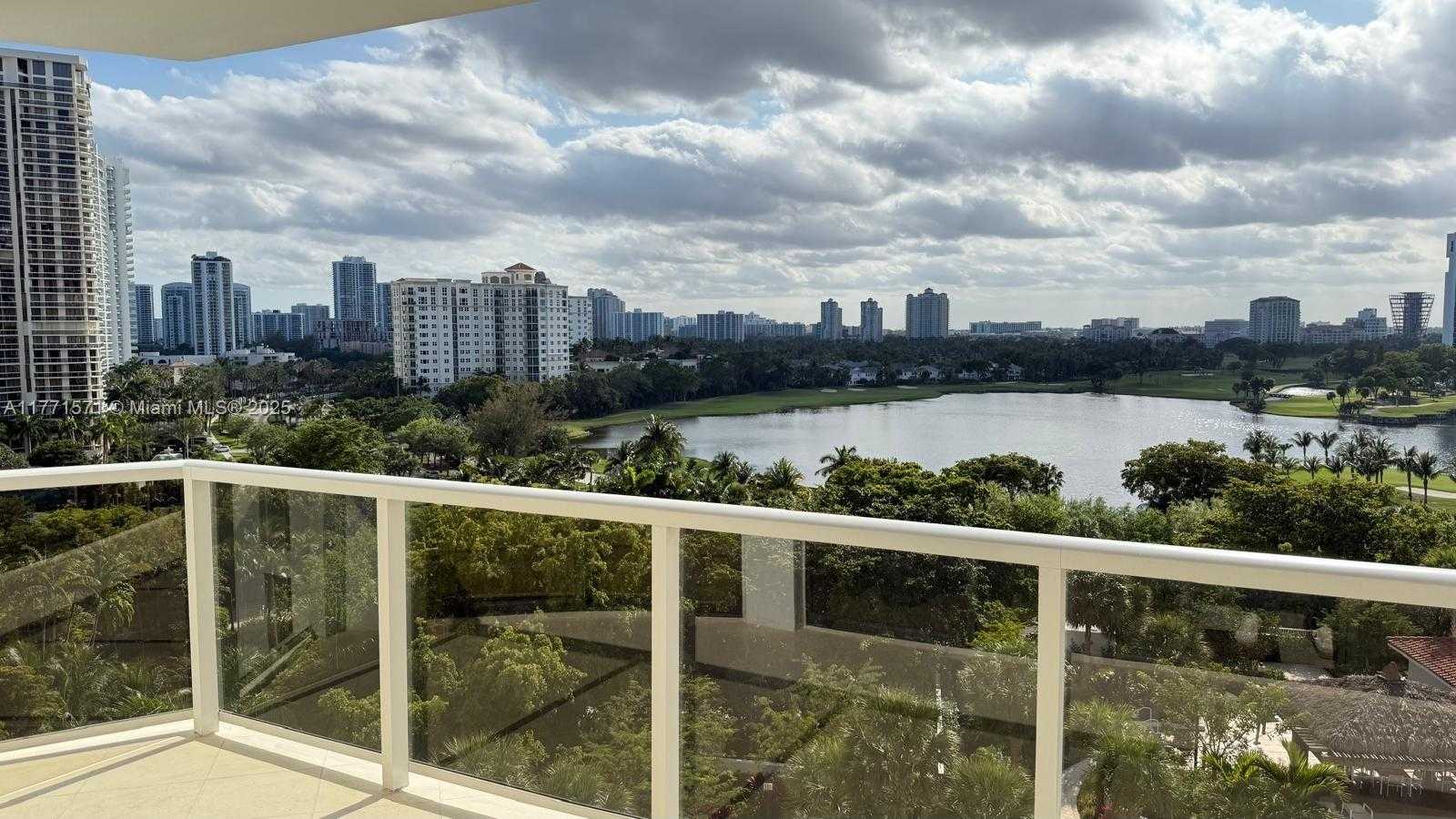 Small Image of 20281 EAST COUNTRY CLUB DR #809, Aventura Number 22