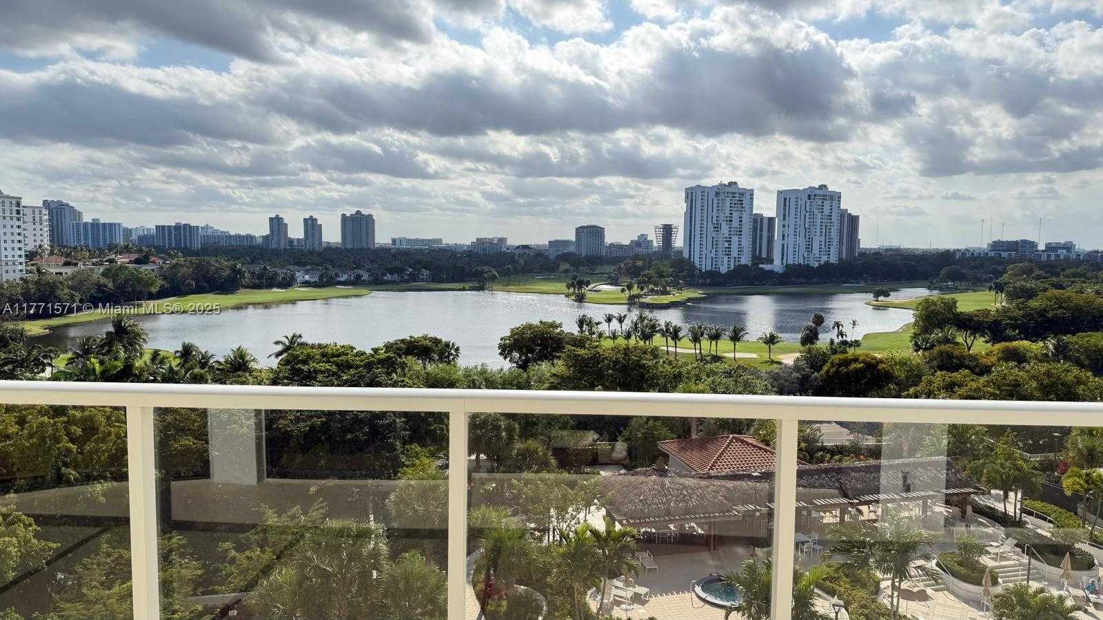 Small Image of 20281 EAST COUNTRY CLUB DR #809, Aventura Number 23