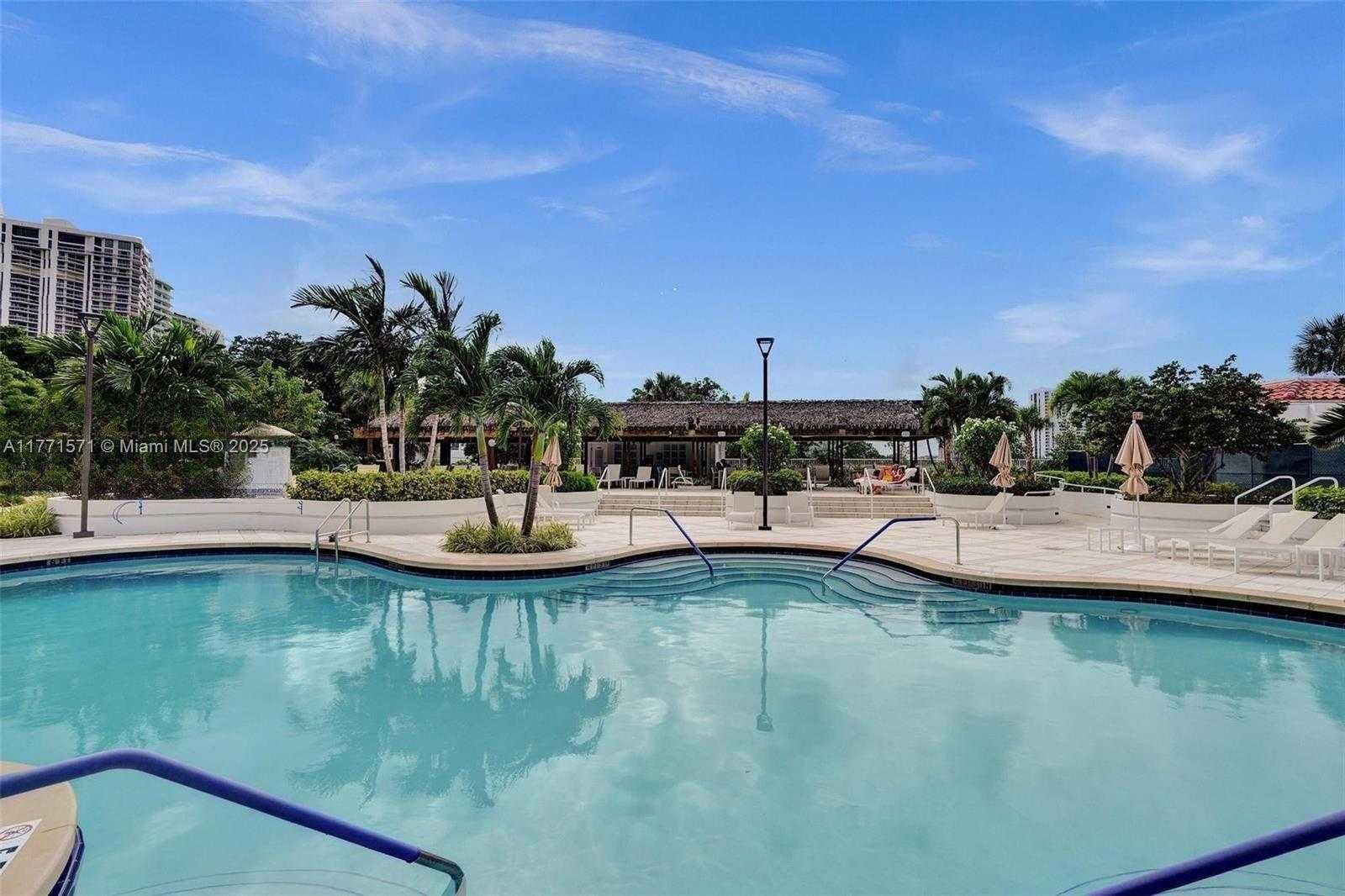 Small Image of 20281 EAST COUNTRY CLUB DR #809, Aventura Number 25