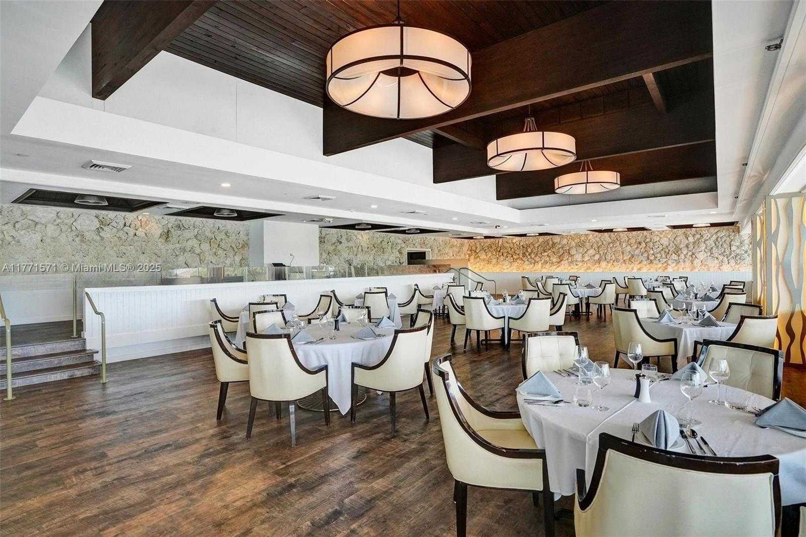Small Image of 20281 EAST COUNTRY CLUB DR #809, Aventura Number 26