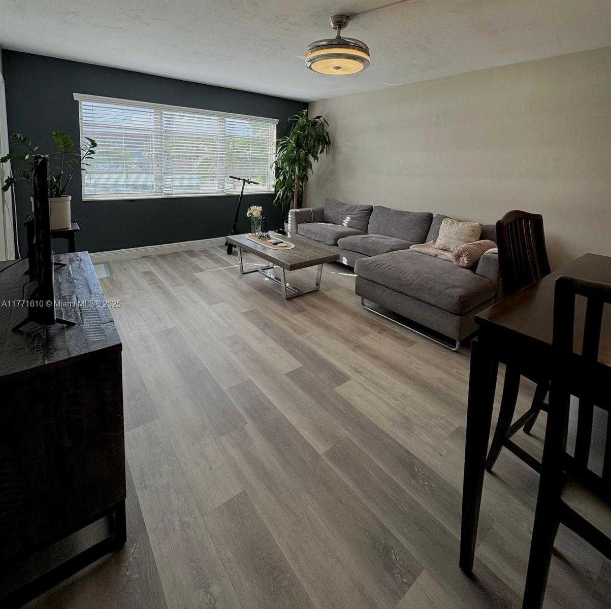 Small Image of 1530 NORTH EAST 191ST ST #241, Miami Number 2