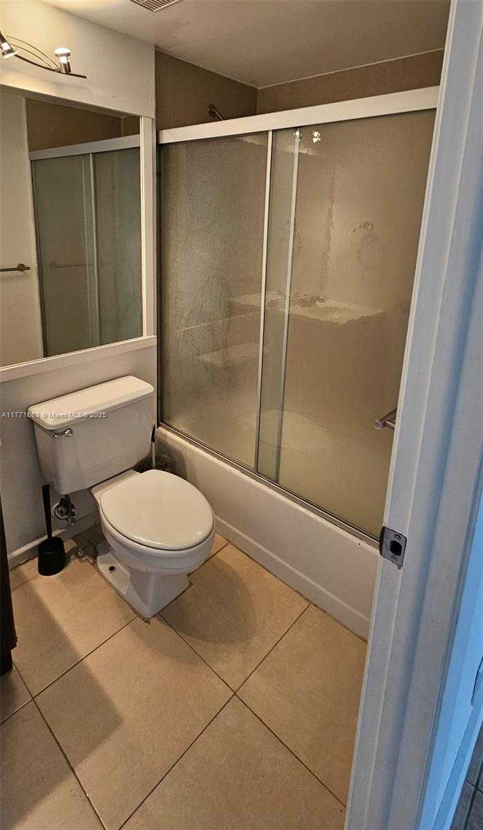 Small Image of 3300 NORTH EAST 192ND ST #1012, Aventura Number 16