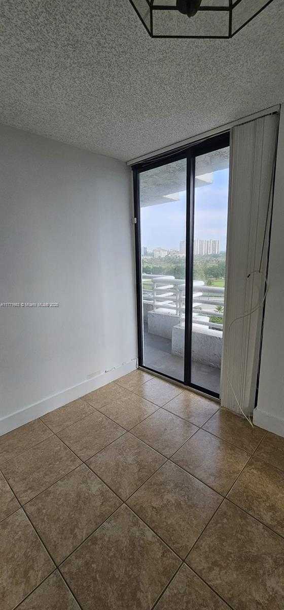 Small Image of 3300 NORTH EAST 192ND ST #1012, Aventura Number 5