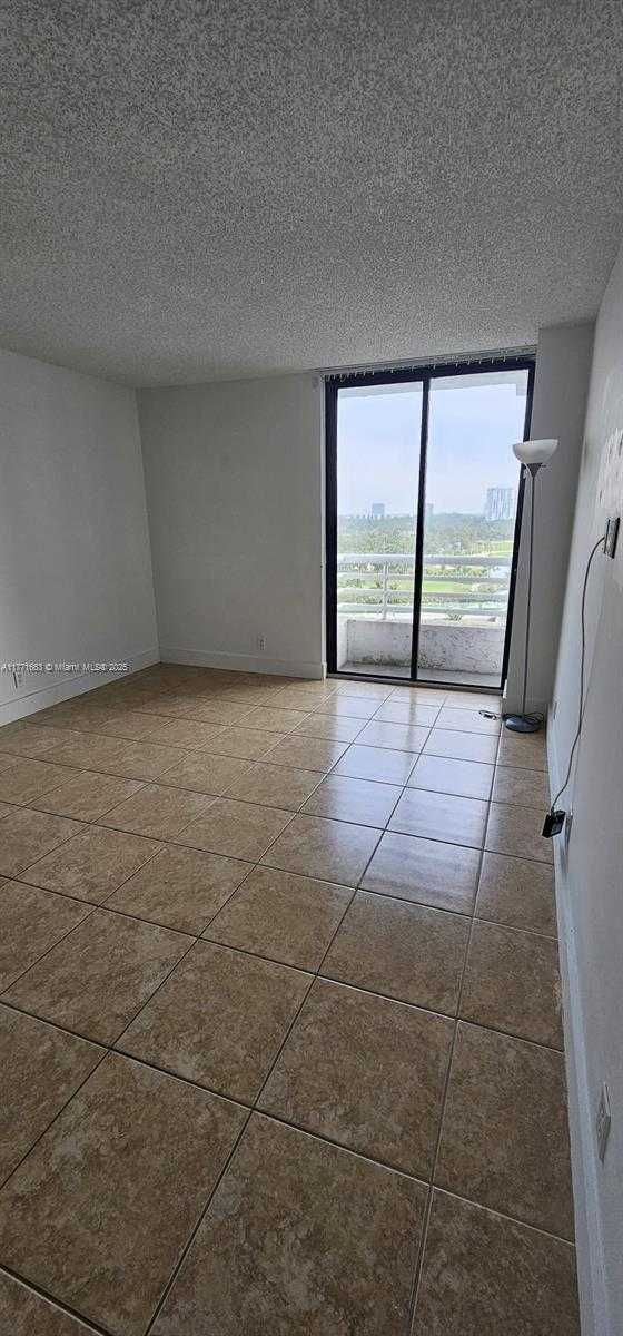 Small Image of 3300 NORTH EAST 192ND ST #1012, Aventura Number 7
