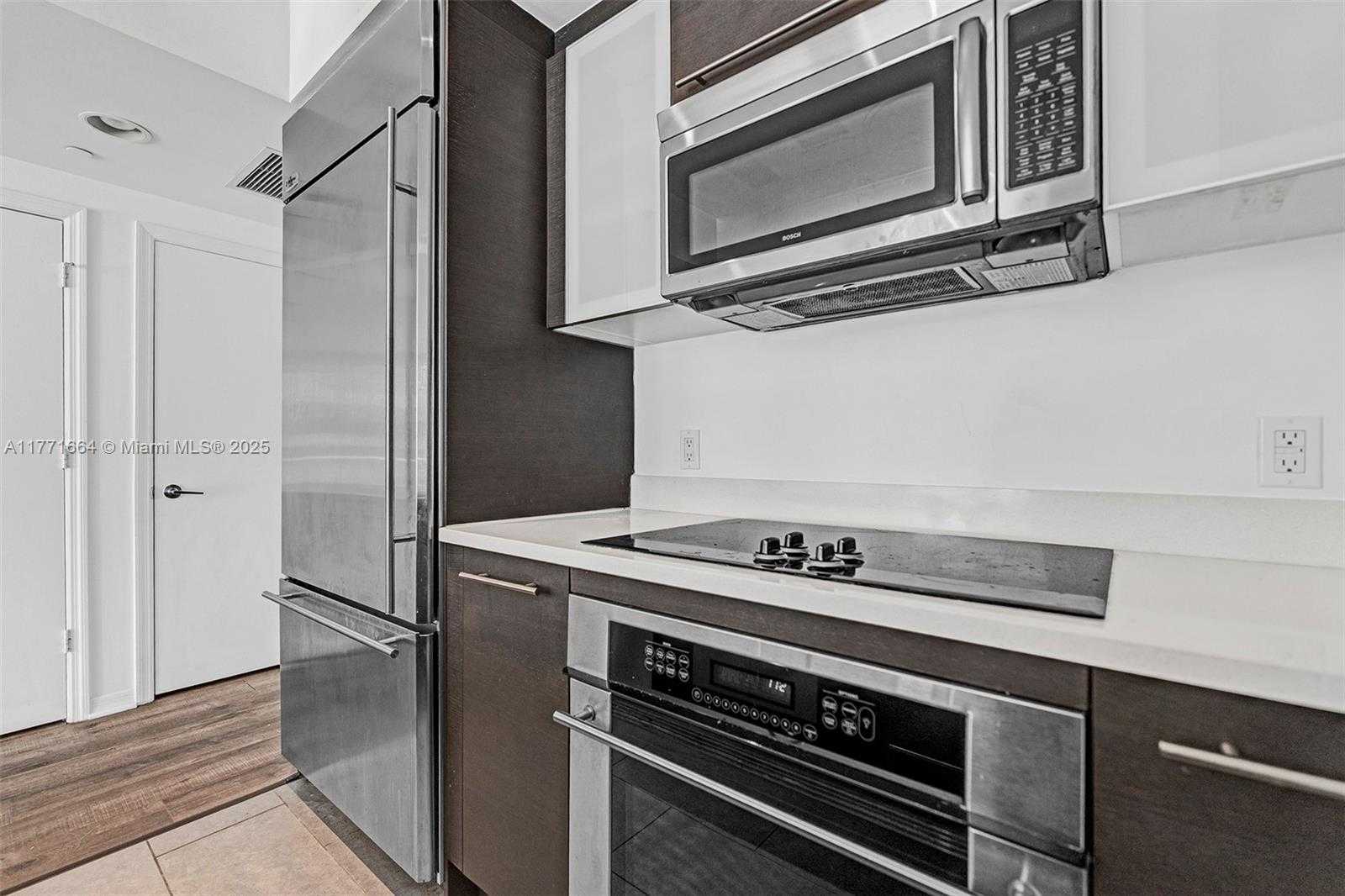 Small Image of 55 SOUTH EAST 6TH ST #1208, Miami Number 11
