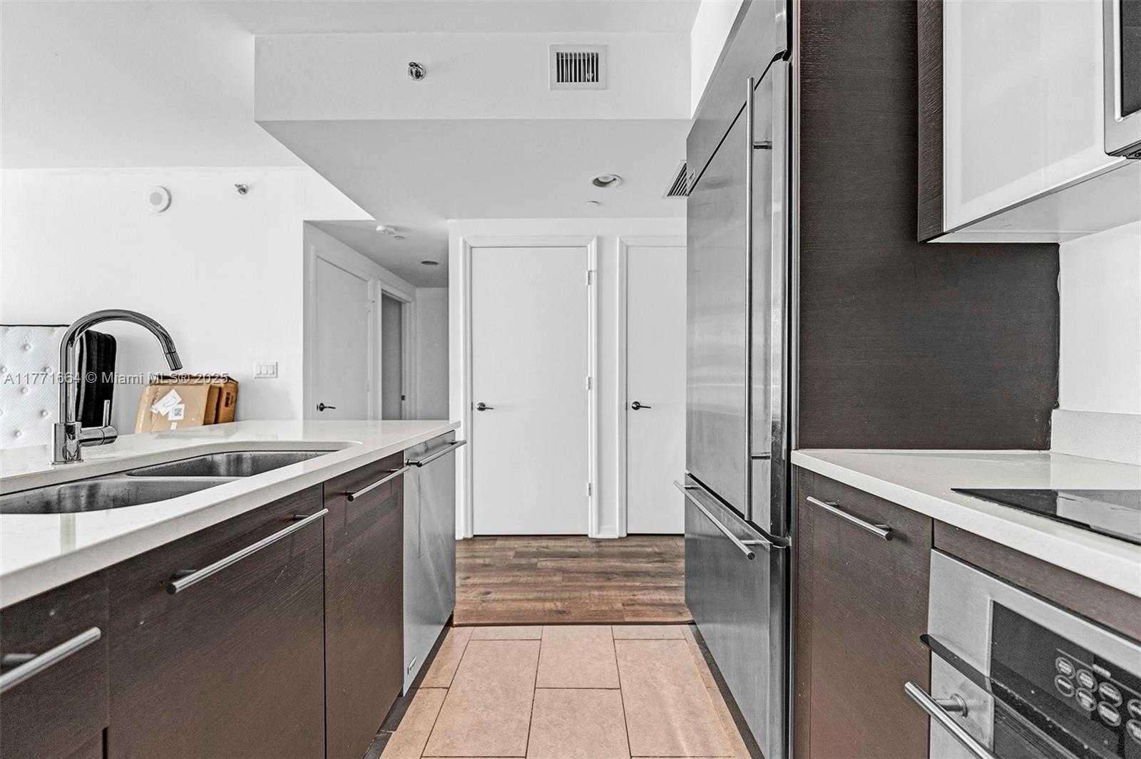 Small Image of 55 SOUTH EAST 6TH ST #1208, Miami Number 12