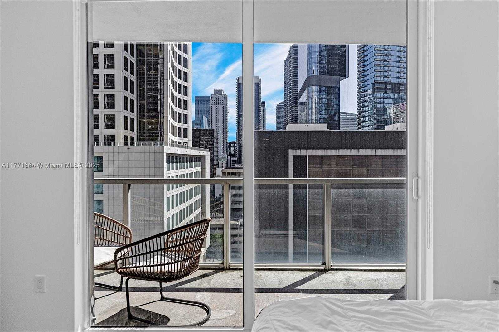 Small Image of 55 SOUTH EAST 6TH ST #1208, Miami Number 21