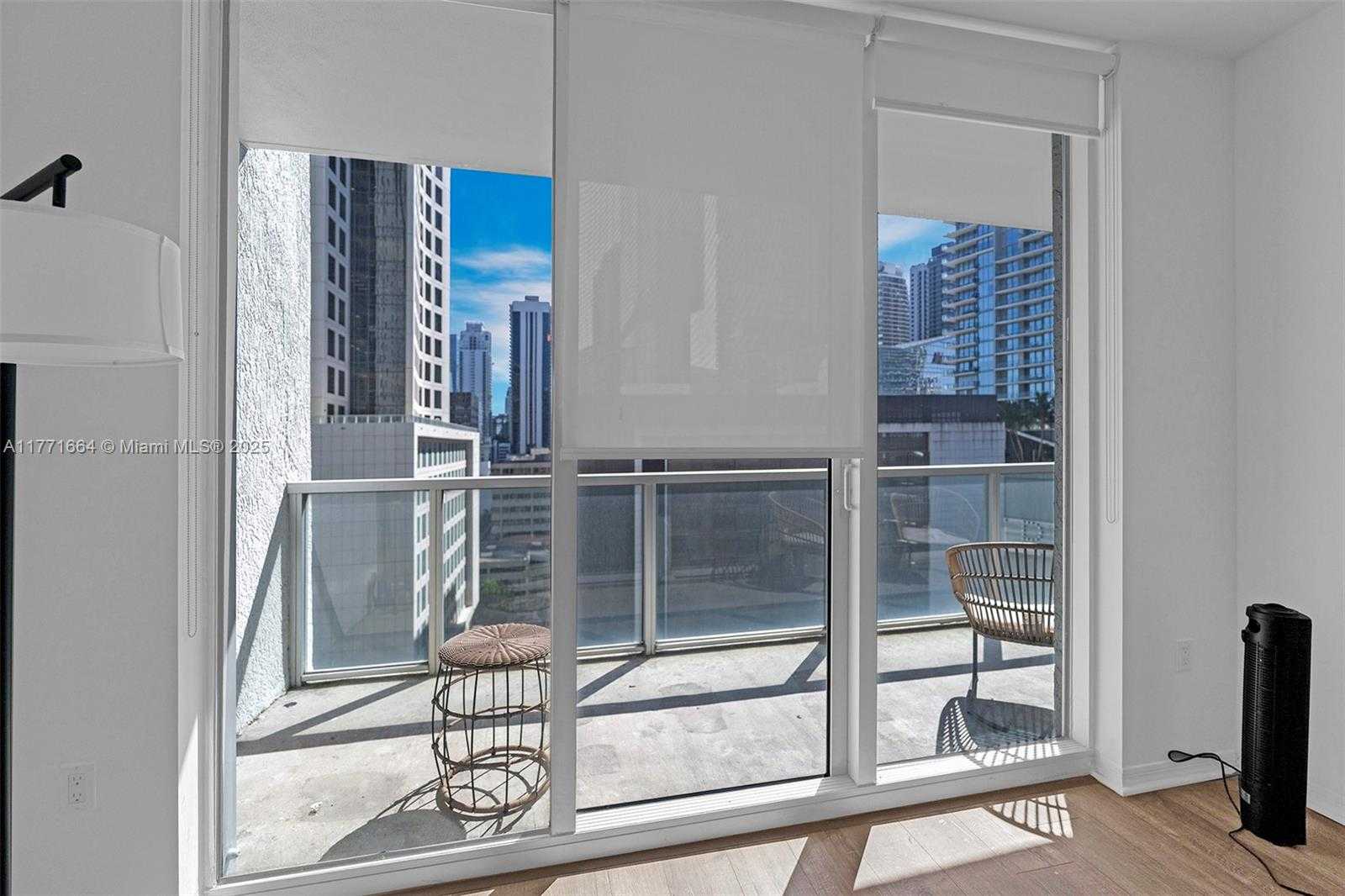 Small Image of 55 SOUTH EAST 6TH ST #1208, Miami Number 27