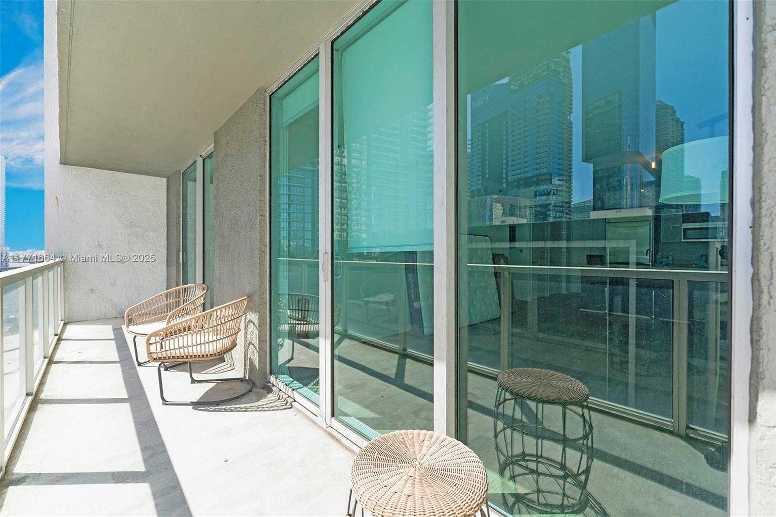 Small Image of 55 SOUTH EAST 6TH ST #1208, Miami Number 28