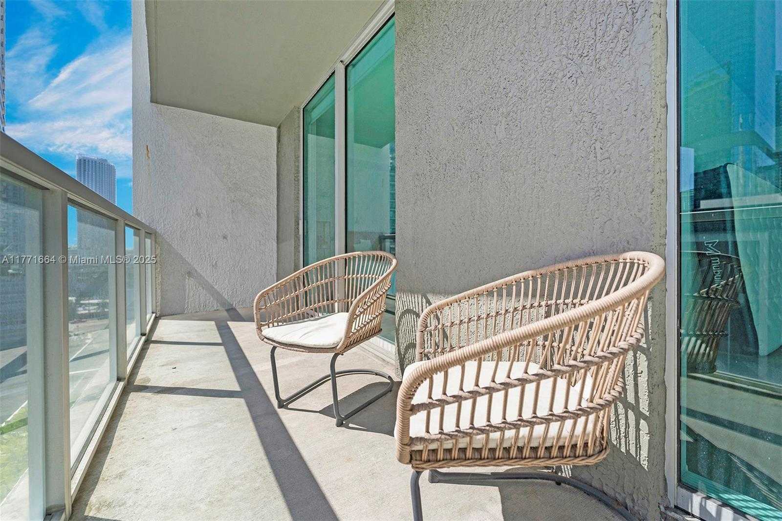 Small Image of 55 SOUTH EAST 6TH ST #1208, Miami Number 31