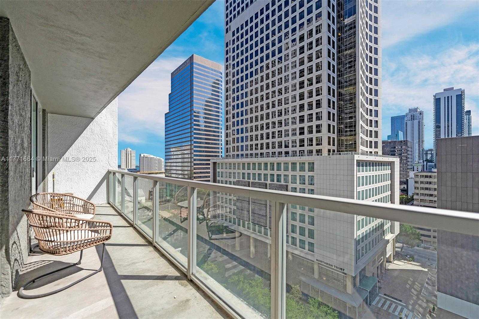 Small Image of 55 SOUTH EAST 6TH ST #1208, Miami Number 33