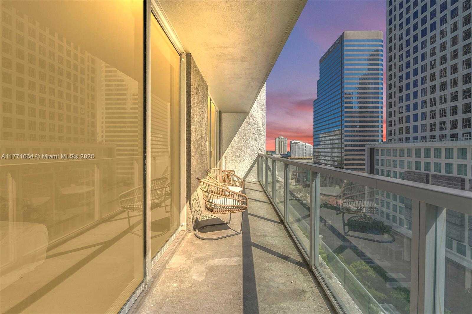 Small Image of 55 SOUTH EAST 6TH ST #1208, Miami Number 36