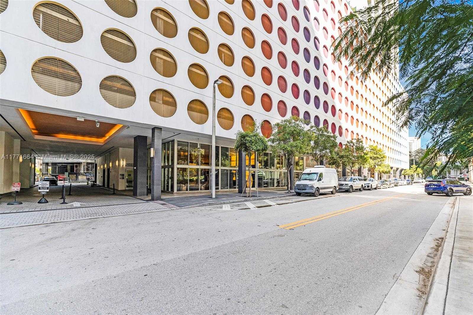 Small Image of 55 SOUTH EAST 6TH ST #1208, Miami Number 37