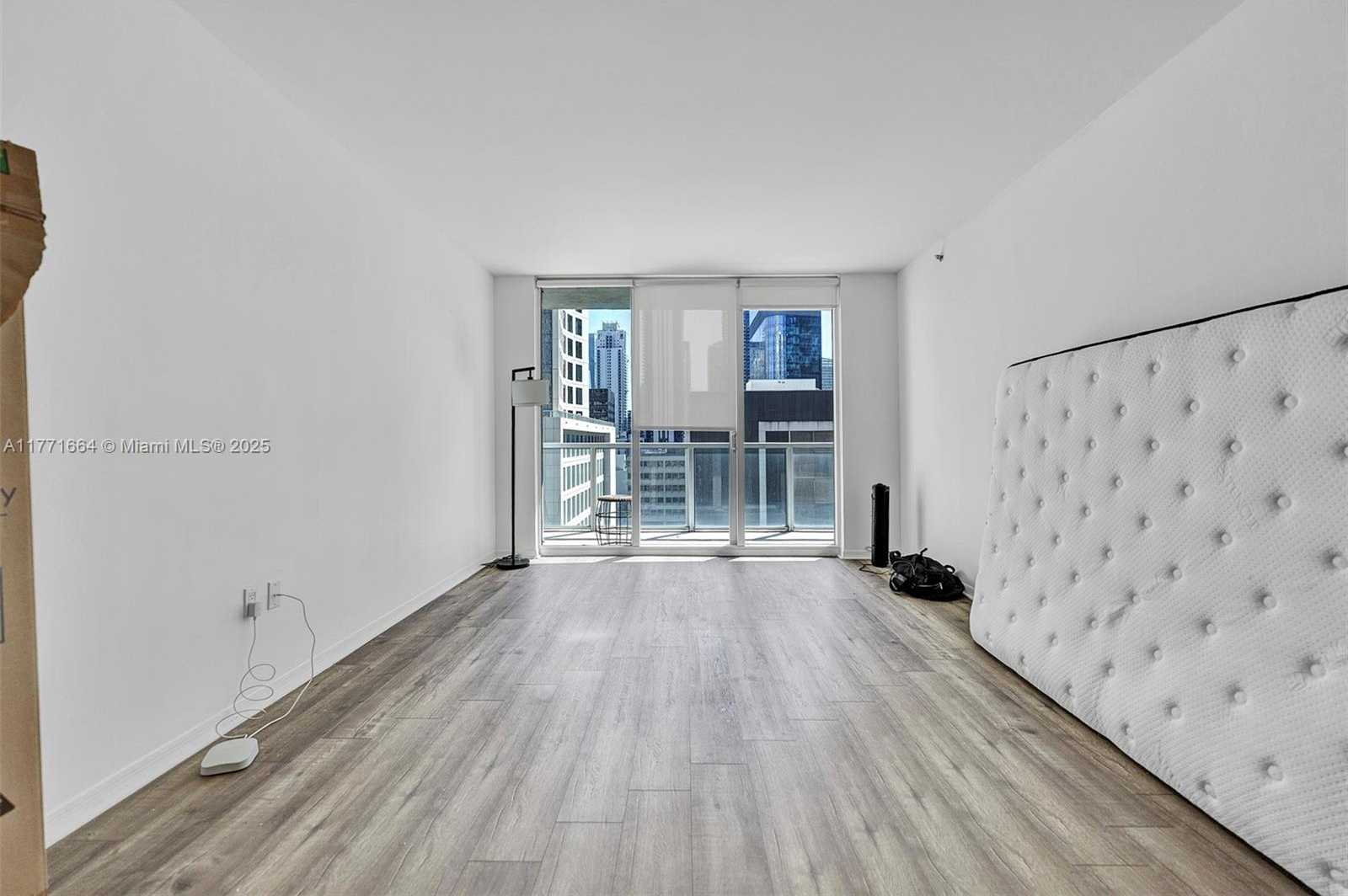 Small Image of 55 SOUTH EAST 6TH ST #1208, Miami Number 39