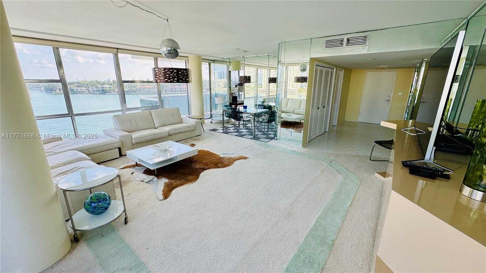 Small Image of 900 BAY DR #526, Miami Beach Number 10