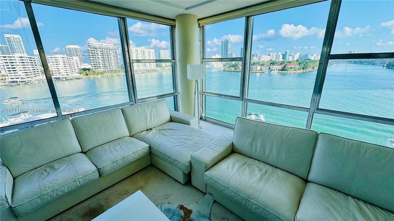 Small Image of 900 BAY DR #526, Miami Beach Number 2