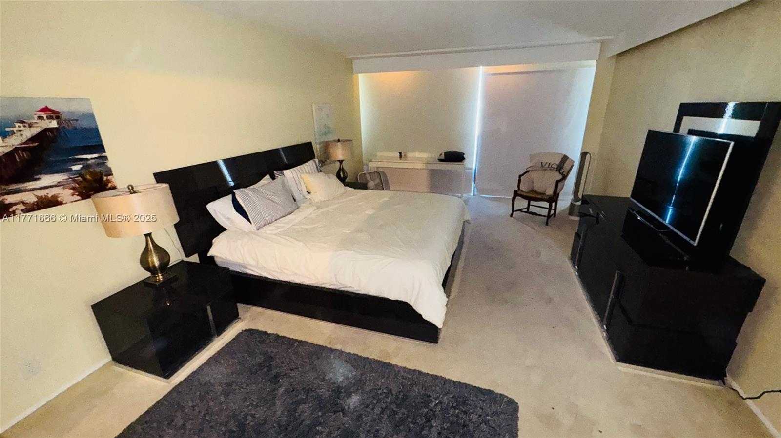 Small Image of 900 BAY DR #526, Miami Beach Number 23
