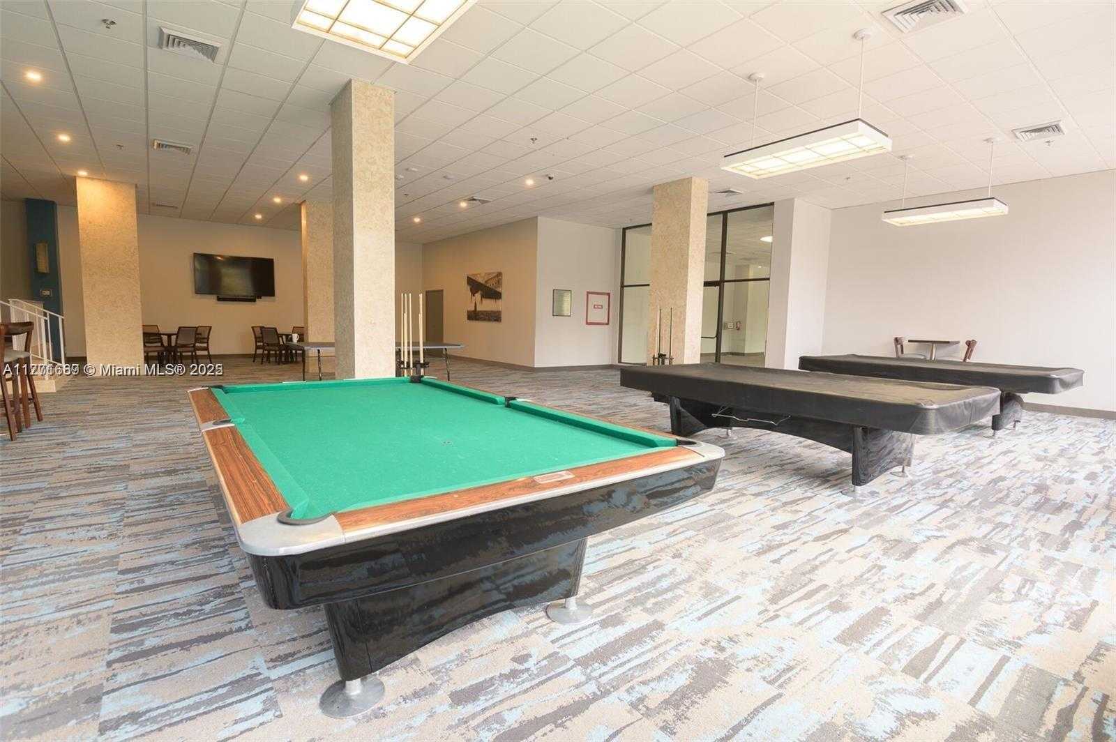Small Image of 100 BAYVIEW DR #2018, Sunny Isles Beach Number 36