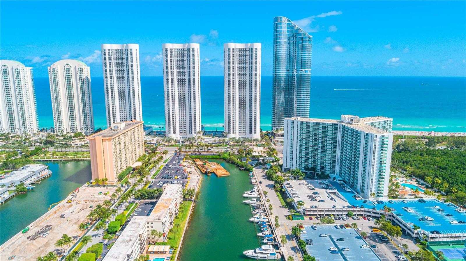 Small Image of 100 BAYVIEW DR #2018, Sunny Isles Beach Number 40