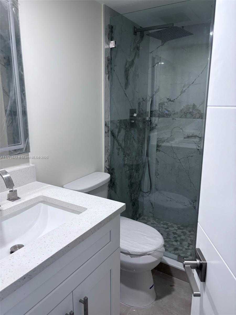 Small Image of 211 DURHAM E #211, Deerfield Beach Number 13