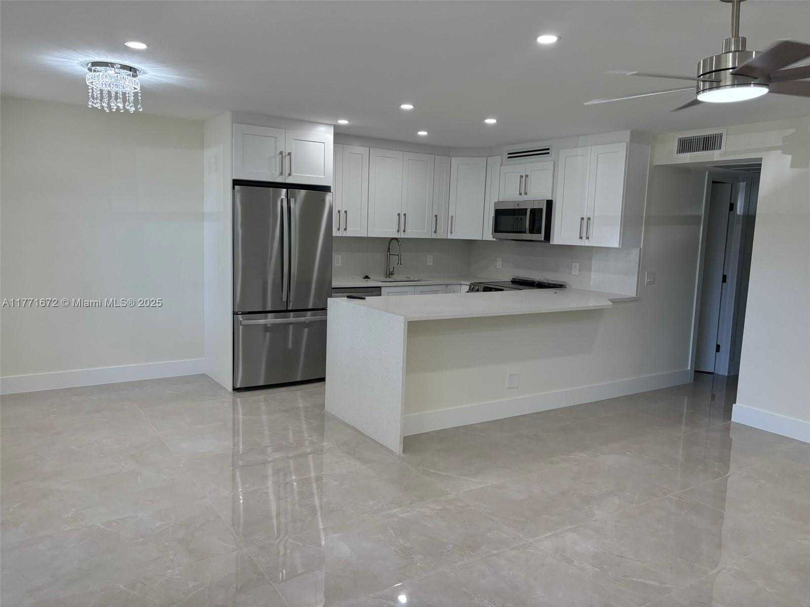 Small Image of 211 DURHAM E #211, Deerfield Beach Number 2