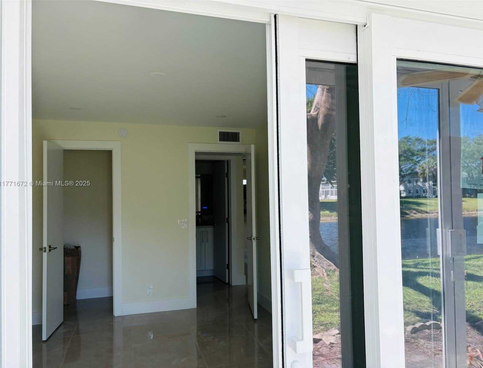 Small Image of 211 DURHAM E #211, Deerfield Beach Number 21